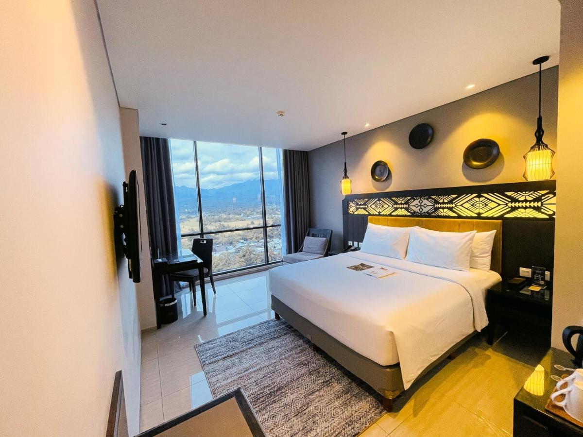 ลมโบะก์ แอสตอเรีย Hotel มาตารัม ภายนอก รูปภาพ