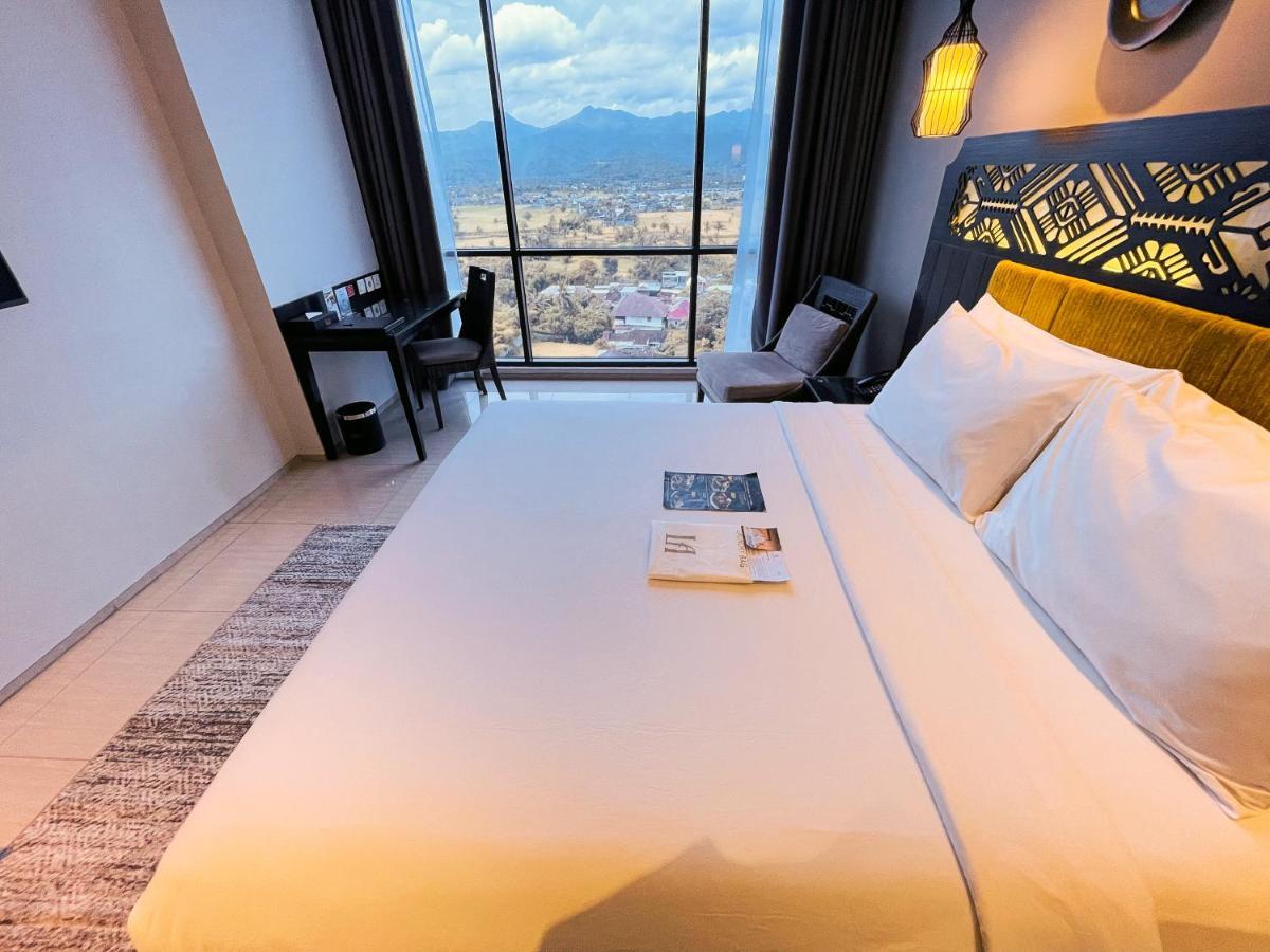 ลมโบะก์ แอสตอเรีย Hotel มาตารัม ภายนอก รูปภาพ