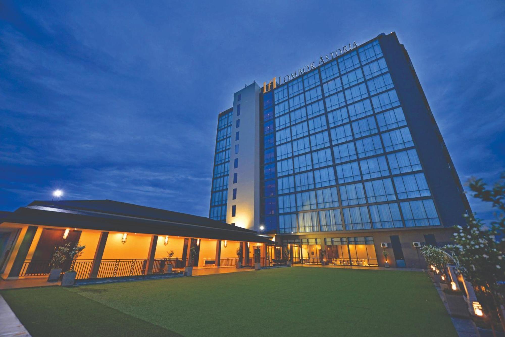 ลมโบะก์ แอสตอเรีย Hotel มาตารัม ภายนอก รูปภาพ