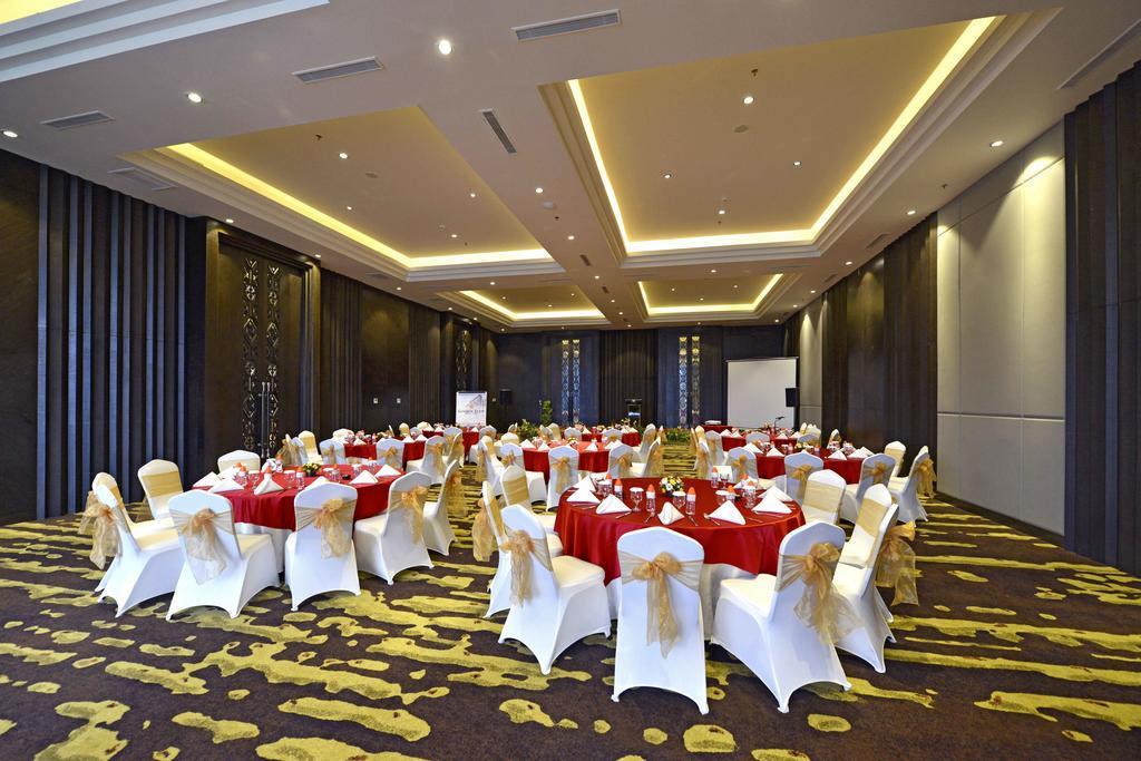 ลมโบะก์ แอสตอเรีย Hotel มาตารัม ภายนอก รูปภาพ