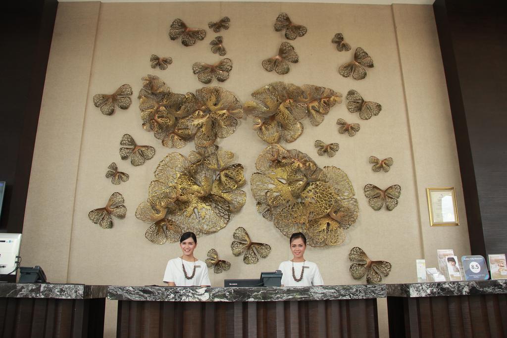 ลมโบะก์ แอสตอเรีย Hotel มาตารัม ภายนอก รูปภาพ