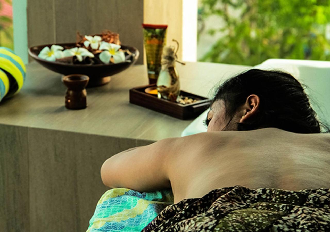 ลมโบะก์ แอสตอเรีย Hotel มาตารัม ภายนอก รูปภาพ