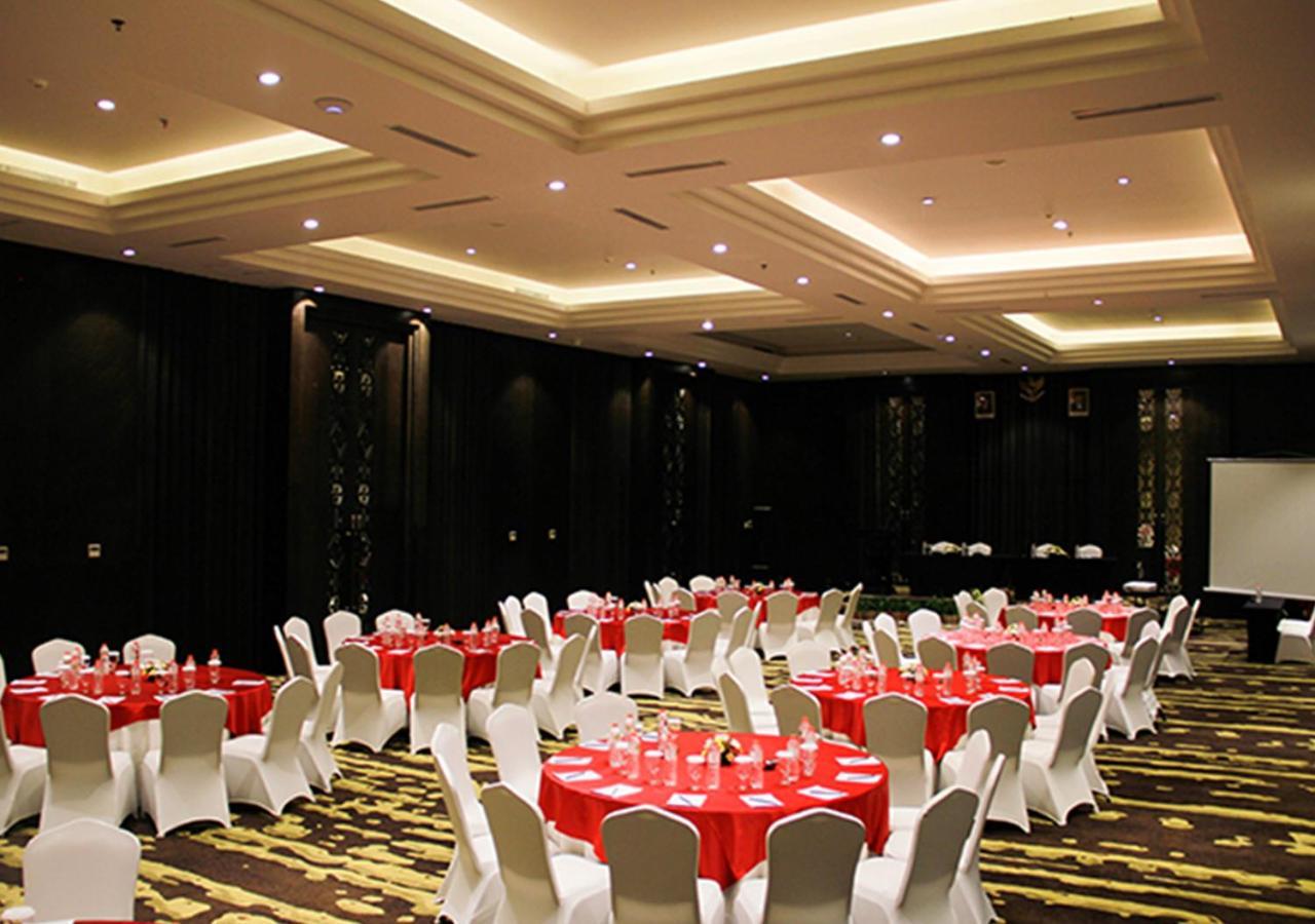 ลมโบะก์ แอสตอเรีย Hotel มาตารัม ภายนอก รูปภาพ