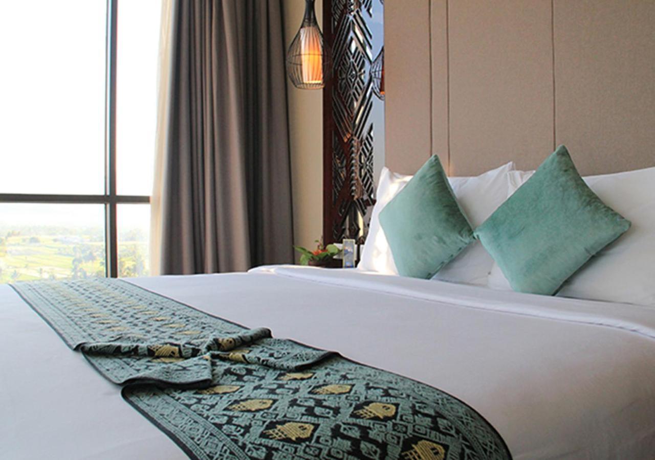 ลมโบะก์ แอสตอเรีย Hotel มาตารัม ภายนอก รูปภาพ